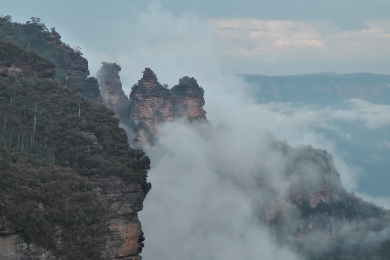Three Sisters im Nebel